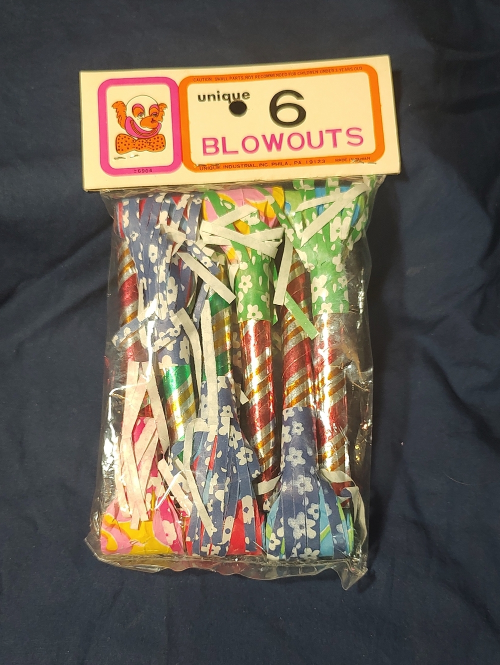 Vintage 1970s Unique Brand Party Blowouts Pack of 6 Unopened